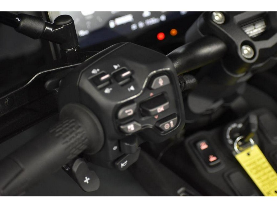 2025 Can-Am Canyon Redrock
