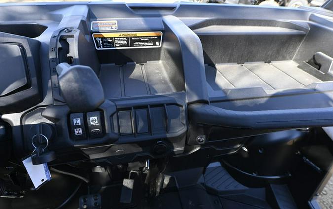 2026 Can-Am Defender MAX HD7