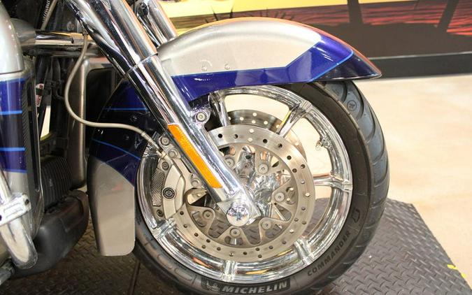 2017 Harley-Davidson® FLHTKSE - CVO™ Limited