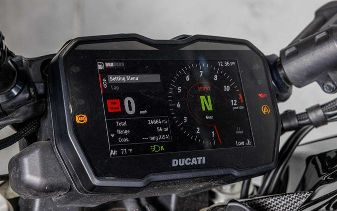 2023 Ducati DIAVEL V4 Thrilling Black - PB000561