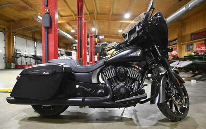 2019 Indian Chieftain Dark Horse Thunder Black Smoke