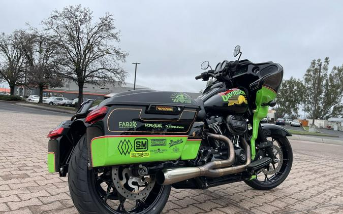 FLTRXS 2020 Road Glide Special