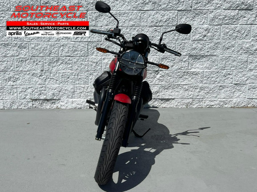 2023 Moto Guzzi V7 Stone