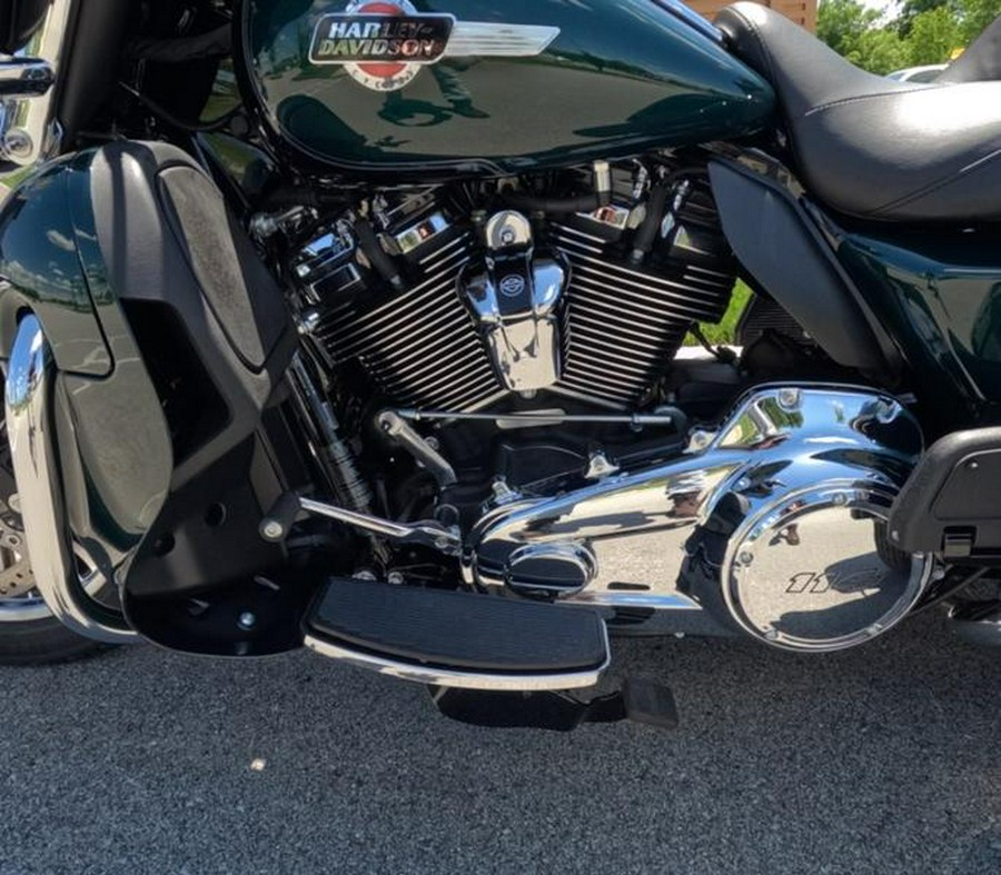 2024 Harley-Davidson® FLHTCUTG - Tri Glide® Ultra