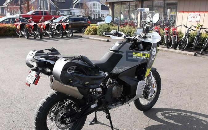 2025 Husqvarna® Norden 901 Expedition