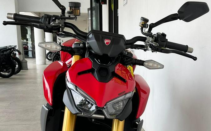 2026 Ducati STREETFIGHTER V2S