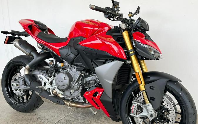 2026 Ducati STREETFIGHTER V2S