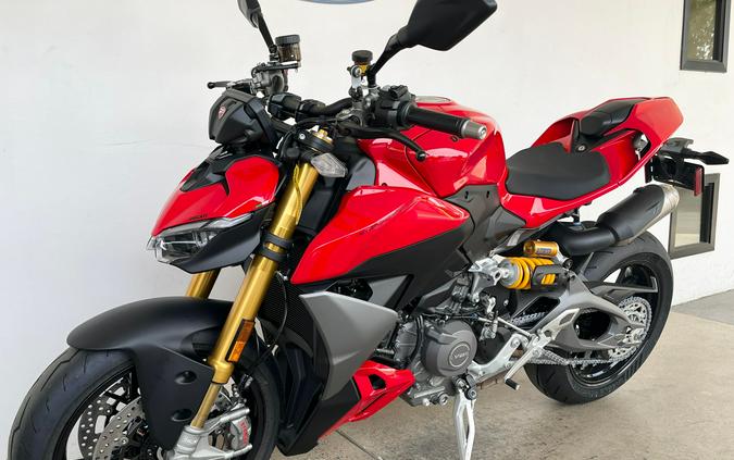 2026 Ducati STREETFIGHTER V2S
