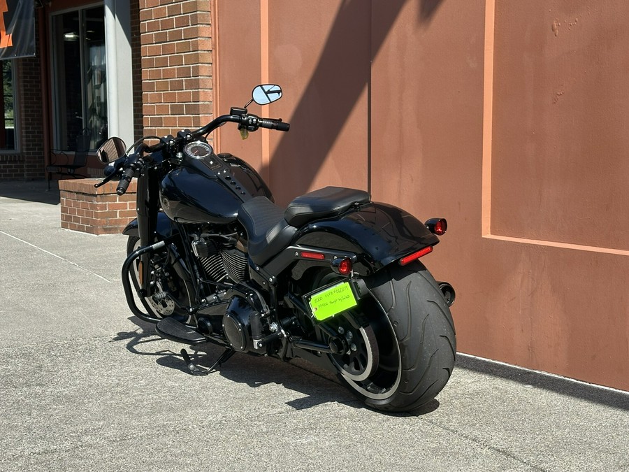 Harley-Davidson® Fat Boy® 114 Vivid Black