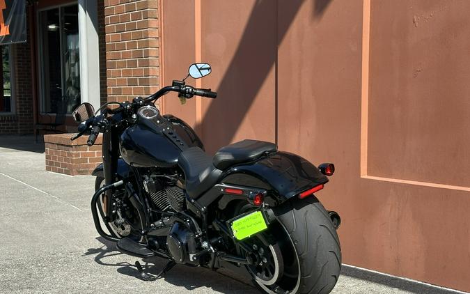 Harley-Davidson® Fat Boy® 114 Vivid Black