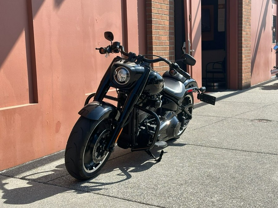 Harley-Davidson® Fat Boy® 114 Vivid Black
