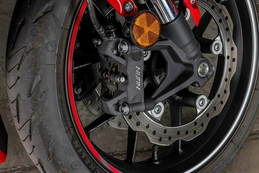 2022 Honda CBR500R ABS