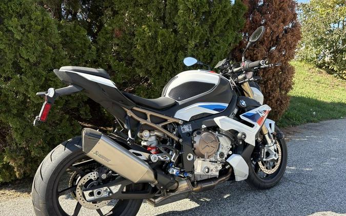 2023 BMW S 1000 R