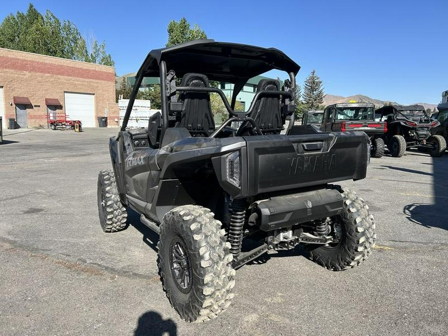 2025 Yamaha Wolverine RMAX2 1000 XT-R