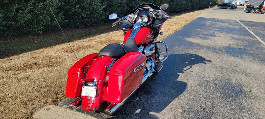 FLTRX 2023 Road Glide