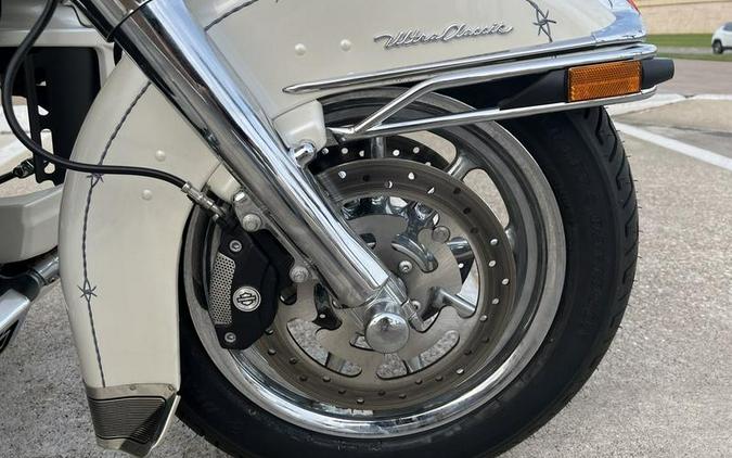 2010 Harley-Davidson® FLHTCU - Ultra Classic® Electra Glide w CSC Trike Kit