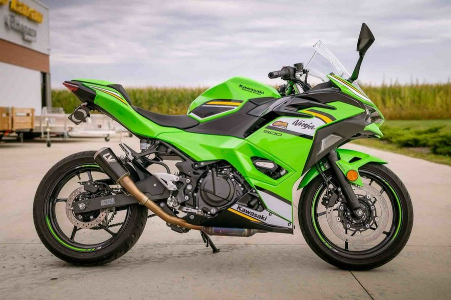 2025 Kawasaki Ninja® 500 KRT Edition SE ABS