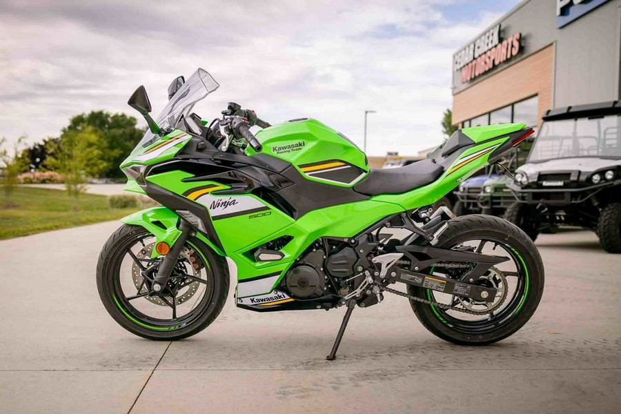 2025 Kawasaki Ninja® 500 KRT Edition SE ABS