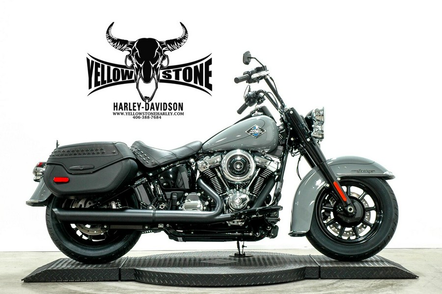 2026 Harley-Davidson® Heritage Classic Dark Billiard Gray Chrome Solo Cast Wheels