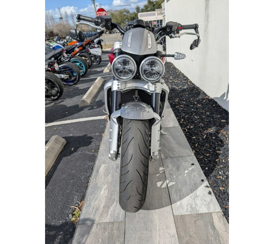 2022 Triumph Rocket 3 R Silver Ice Cranberry Red