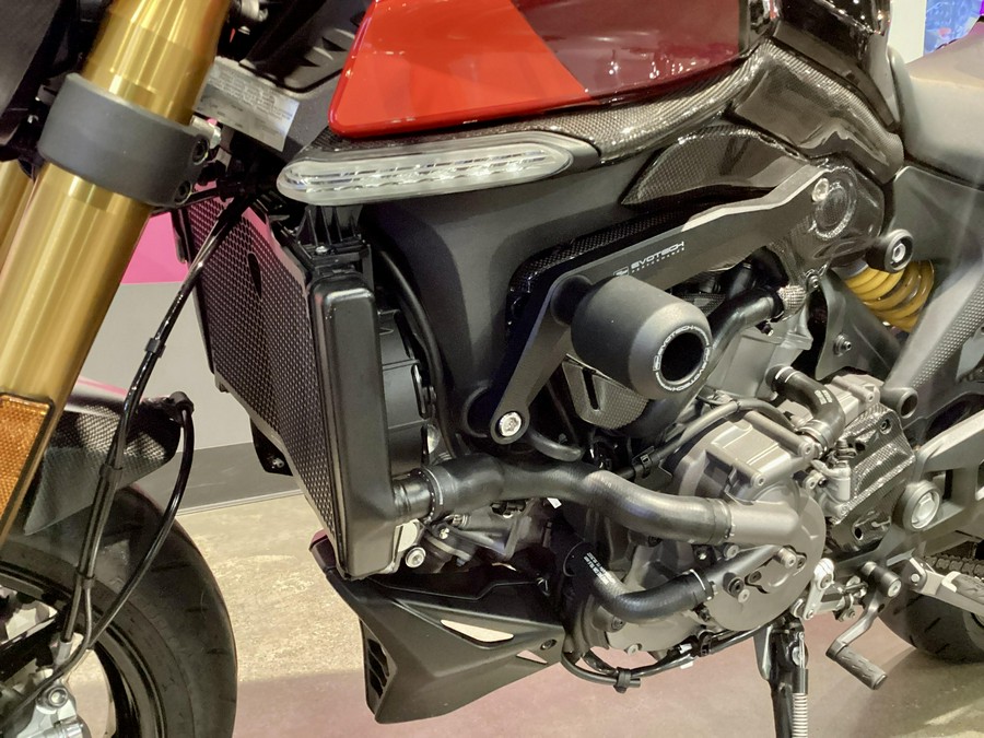 2023 Ducati Monster SP