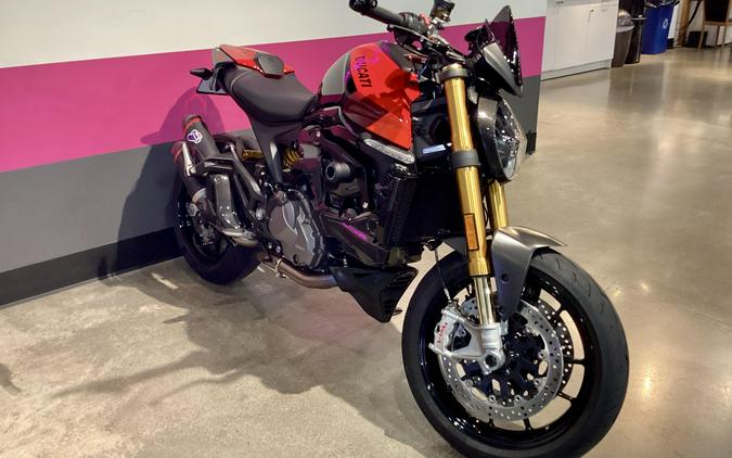 2023 Ducati Monster SP