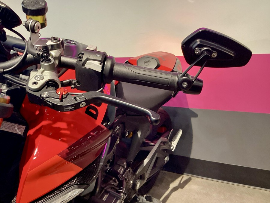 2023 Ducati Monster SP