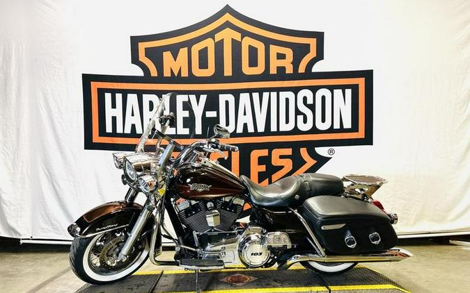 2011 Harley-Davidson® FLHRC103