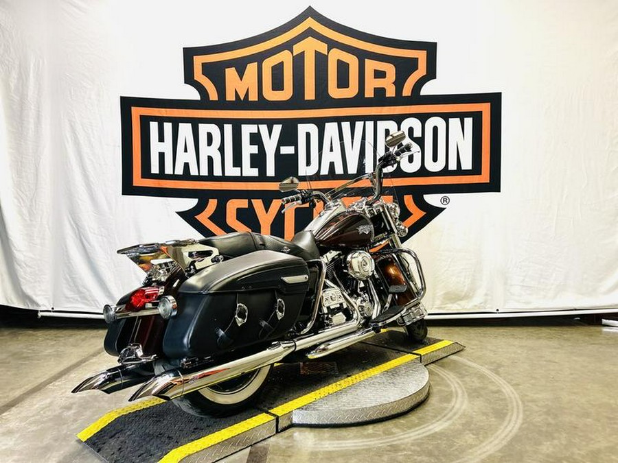 2011 Harley-Davidson® FLHRC103