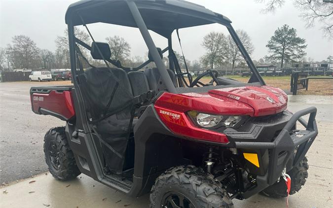 2024 CAN-AM Defender XT HD9