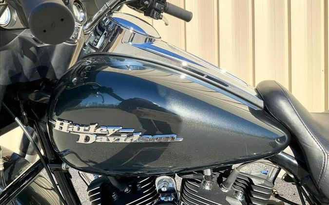 2009 Harley-Davidson® FLHX - Street Glide®