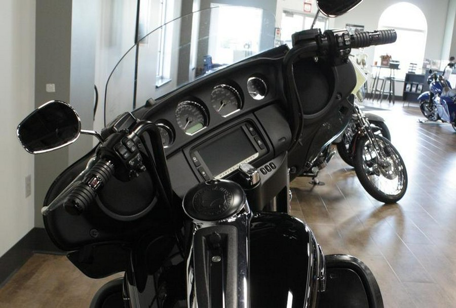 2017 Harley-Davidson® FLHTCU - Electra Glide® Ultra Classic®