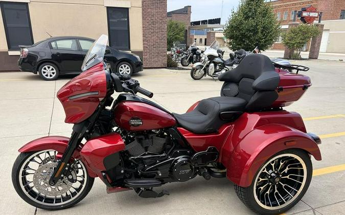 2026 Harley-Davidson® FLHLT - Street Glide® 3 Limited