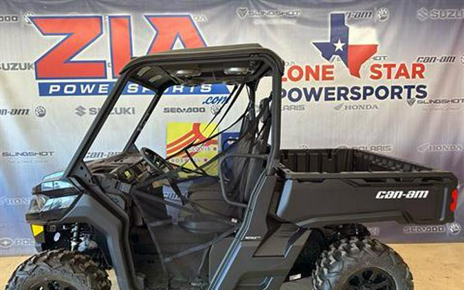 2023 Can-Am Defender DPS HD9