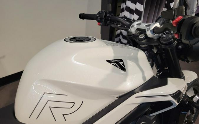 2024 Triumph Street Triple 765 R Crystal White REET TRIPLE R