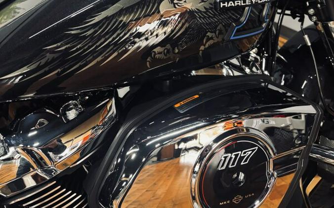 2026 Harley-Davidson® Street Glide® MIDNIGHT EMBER