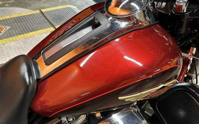 2023 Harley-Davidson FLHTCUTGAN - Tri Glide Ultra Anniversary Edition