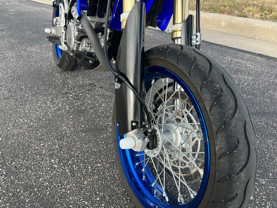 2024 Suzuki DR-Z400SM