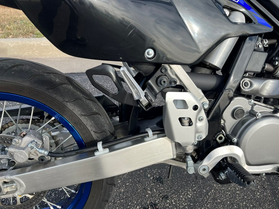 2024 Suzuki DR-Z400SM