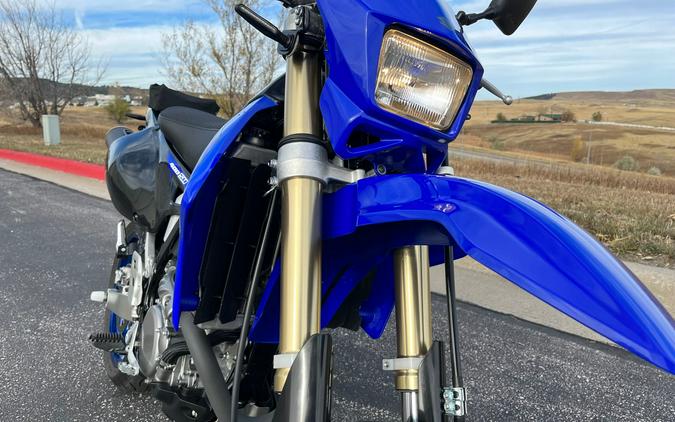 2024 Suzuki DR-Z400SM