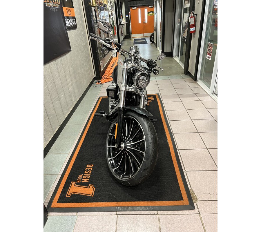 2026 Harley-Davidson® Breakout® Iron Horse Metallic