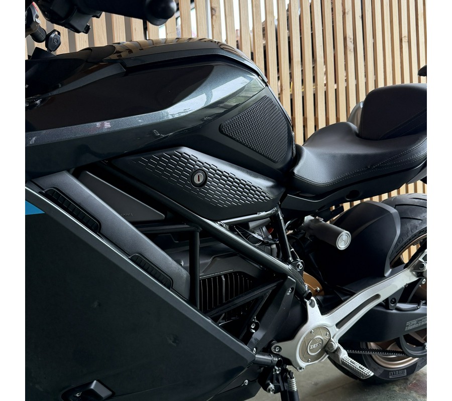 2023 Zero Motorcycles SR/S