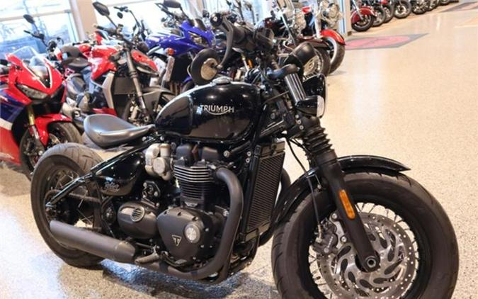 2020 Triumph Bonneville Bobber Black Jet Black