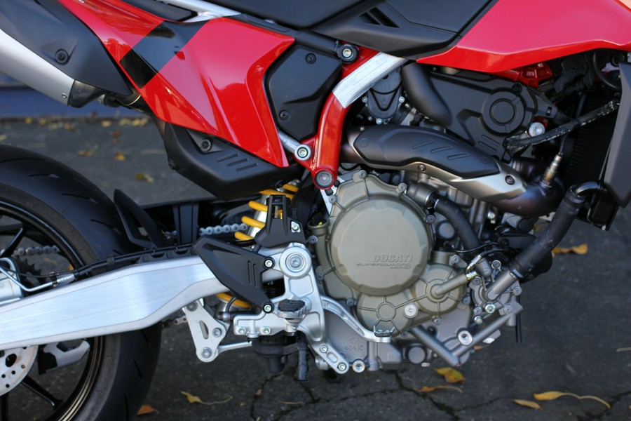 2025 Ducati Hypermotard 698