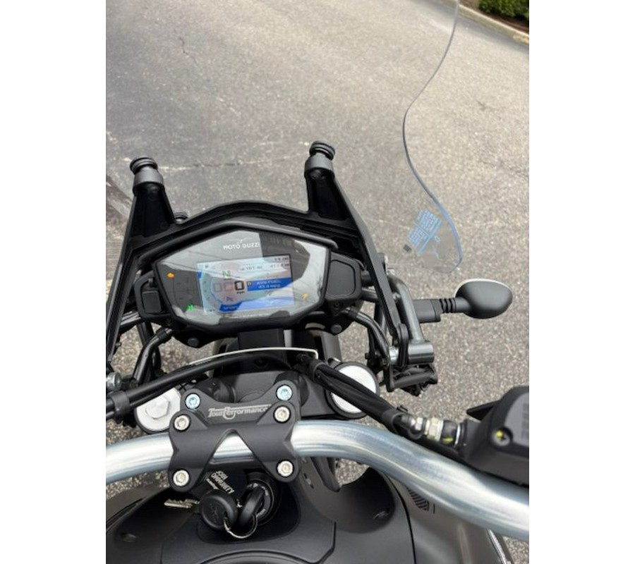 2021 Moto Guzzi V85 TT Travel E5