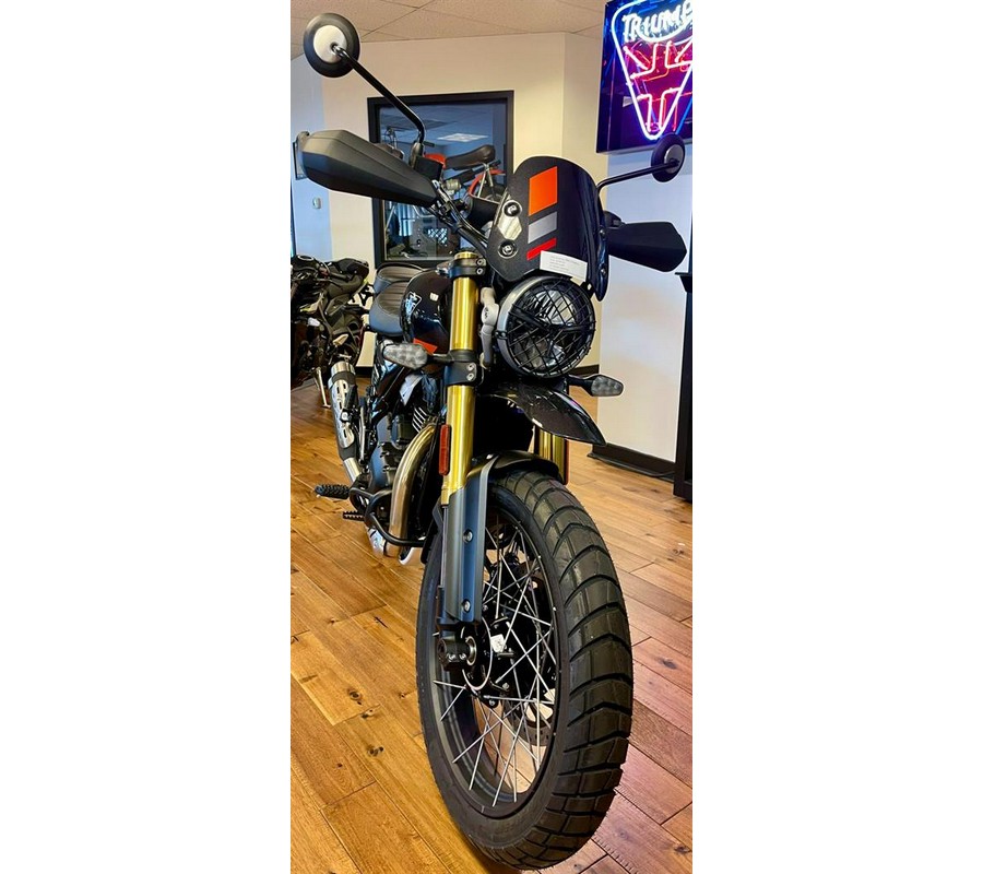 2026 Triumph Scrambler 400XC