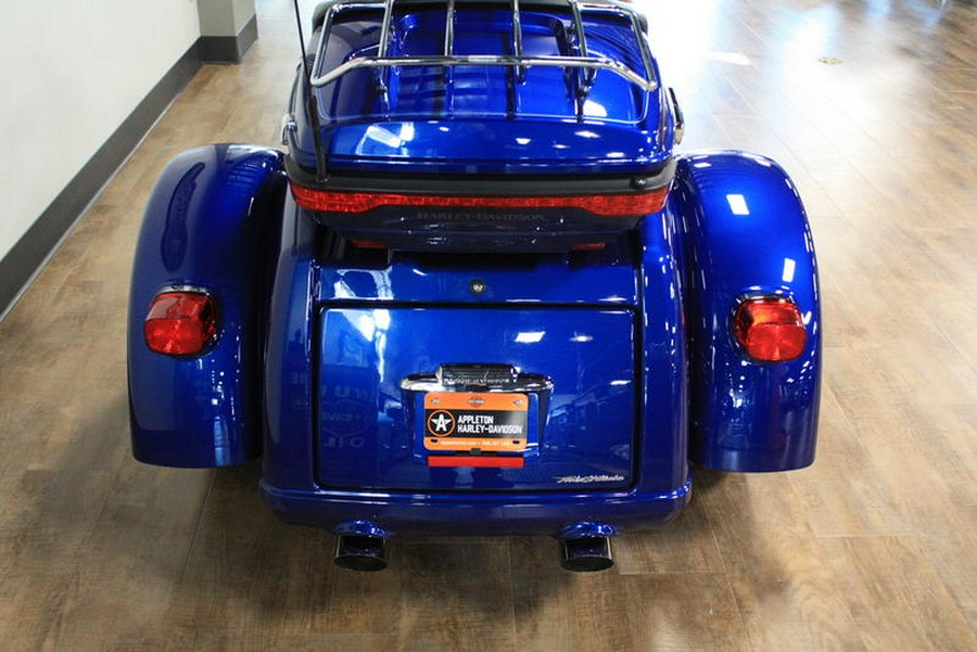 2017 Harley-Davidson® FLHTCUTG - Tri Glide® Ultra