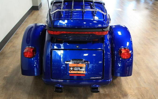 2017 Harley-Davidson® FLHTCUTG - Tri Glide® Ultra