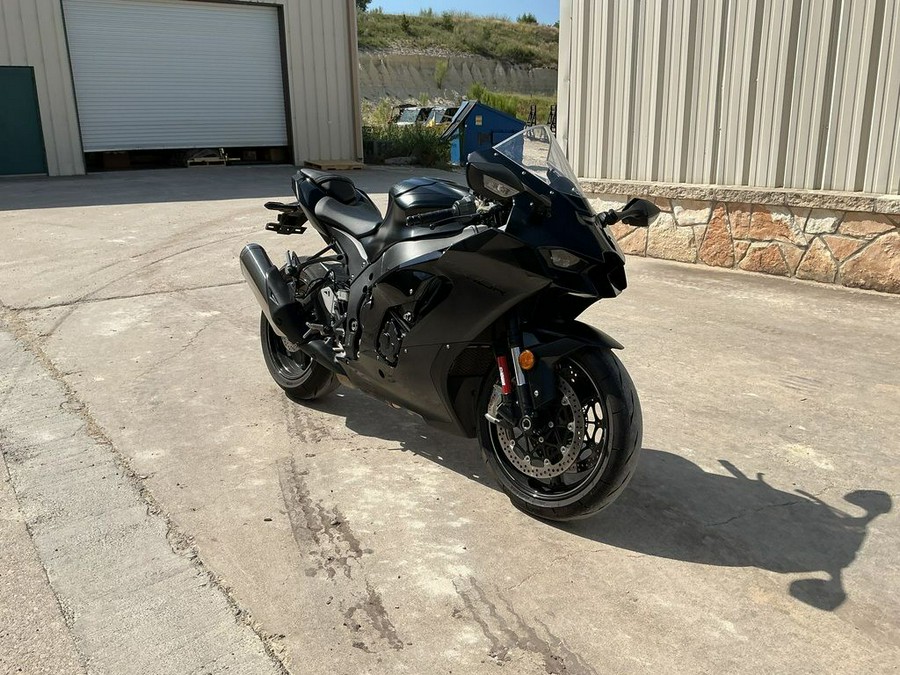 2024 Kawasaki Ninja® ZX™-10R Base