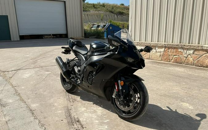 2024 Kawasaki Ninja® ZX™-10R Base